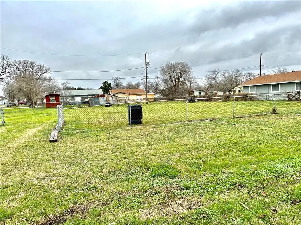 2713 El Paso Avenue, Ingleside, TX 78362 - #1