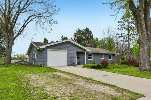 409 S Jefferson St, Verona, WI 53593