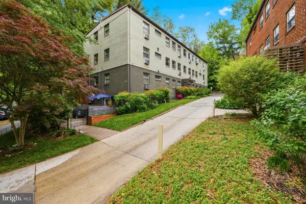 4595 Macarthur Boulevard NW #Unit 4, Washington, DC 20007