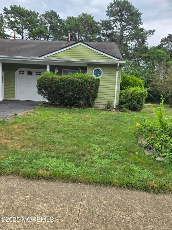 33 Mariner Place, Brick, NJ 08723