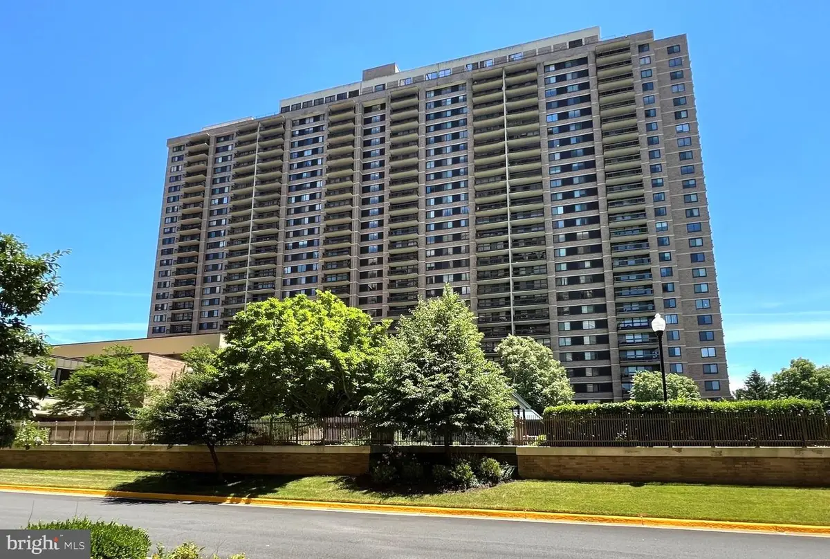 5501 Seminary Rd #106s, Falls Church, VA 22041 - #1