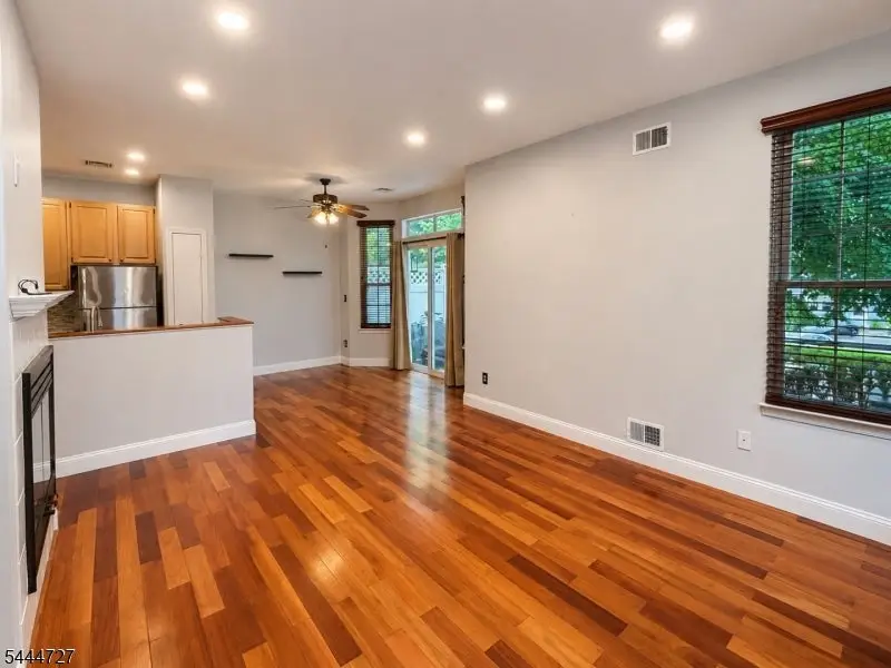 1 Quail Brook Court, The Hills, NJ 07921 - #3