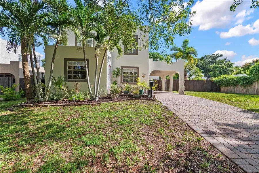 953 39th Court, West Palm Beach, FL 33407 - #2