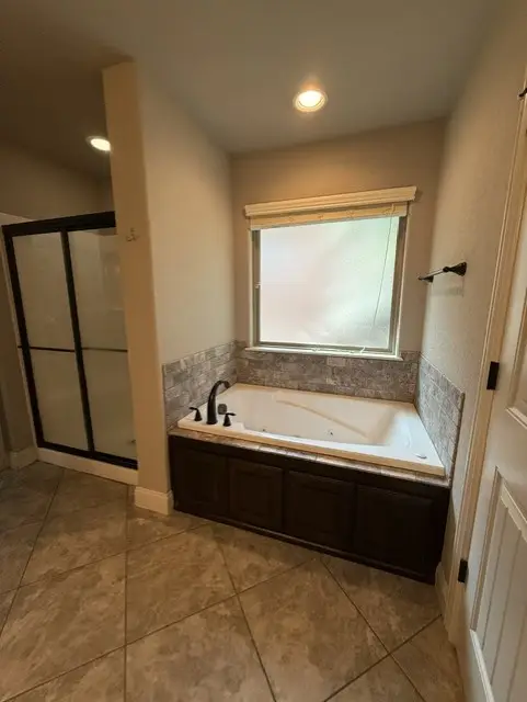 5 Knighton Dr, Bella Vista, AR 72715 - #3