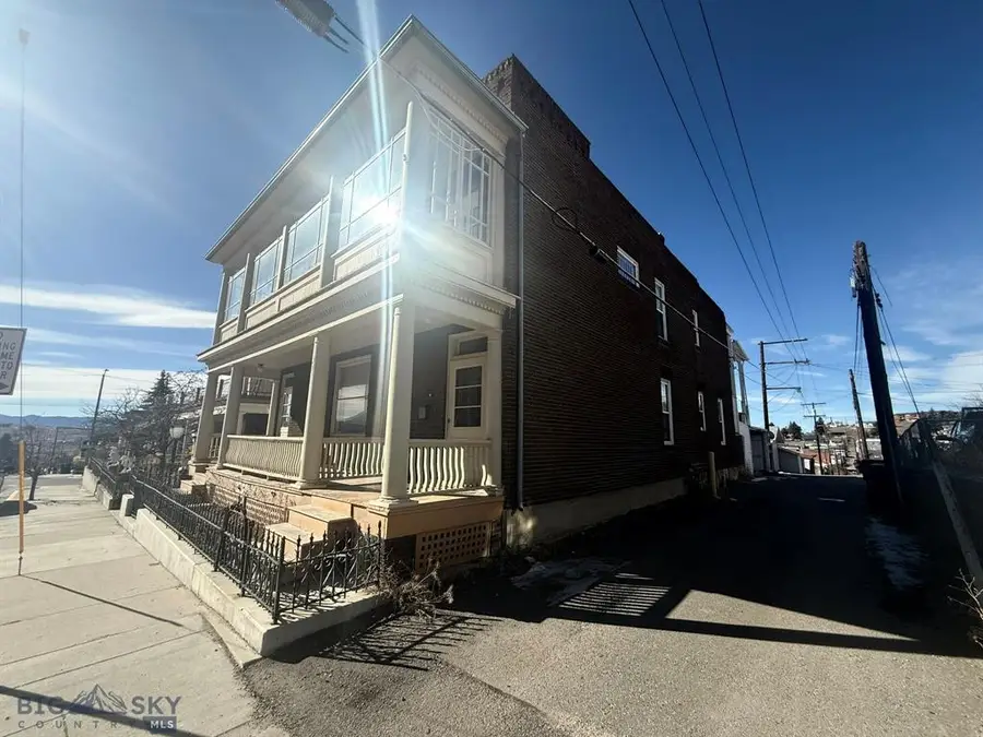 205 N Excelsior Avenue, Butte, MT 59701 - #2