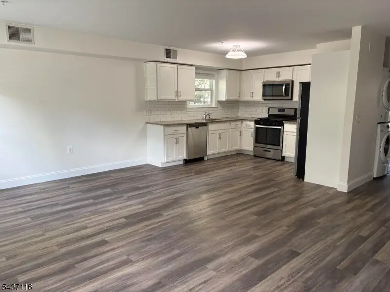 290 3rd St #A1, Hackensack, NJ 07601 - #3