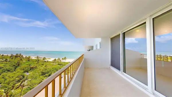 177 Ocean Lane Dr #906, Key Biscayne, FL 33149
