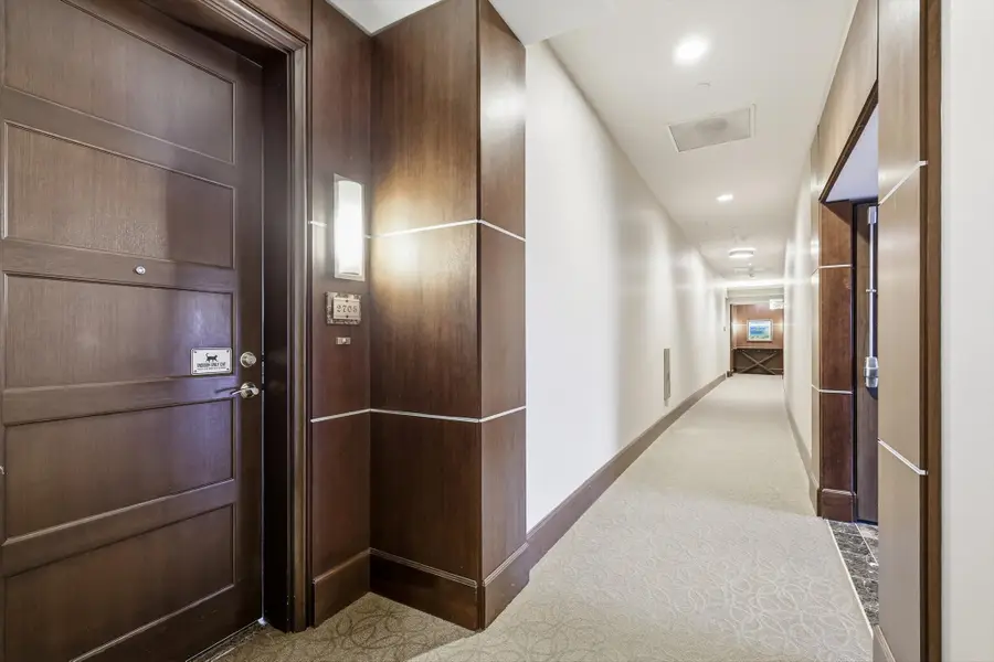 1301 Throckmorton Street #2705, Fort Worth, TX 76102 - #3