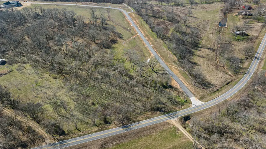 8112 Hill Country Drive, Decatur, AR 72722 - Image #3