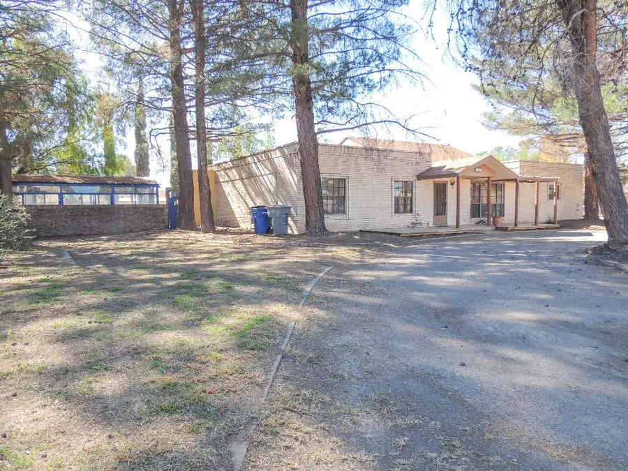 1067 Esplanada Circle, El Paso, TX 79932 - Image #2