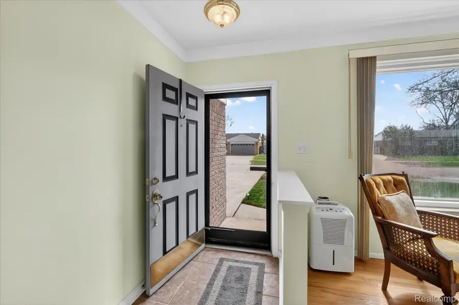 25046 Chestnut Street, Taylor, MI 48180 - #3