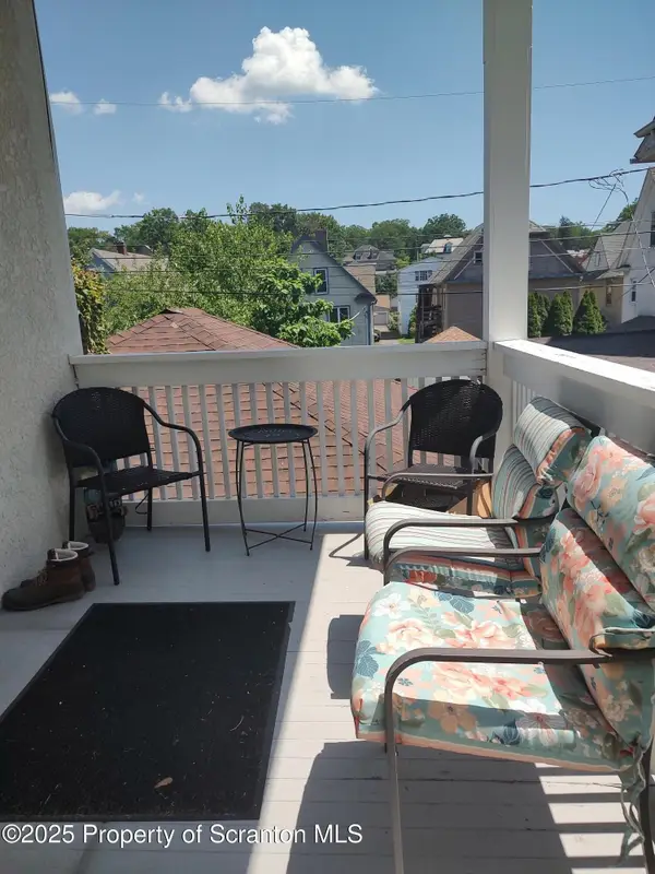 1019 Delaware Street unit: 1St Flr, Scranton, PA 18509