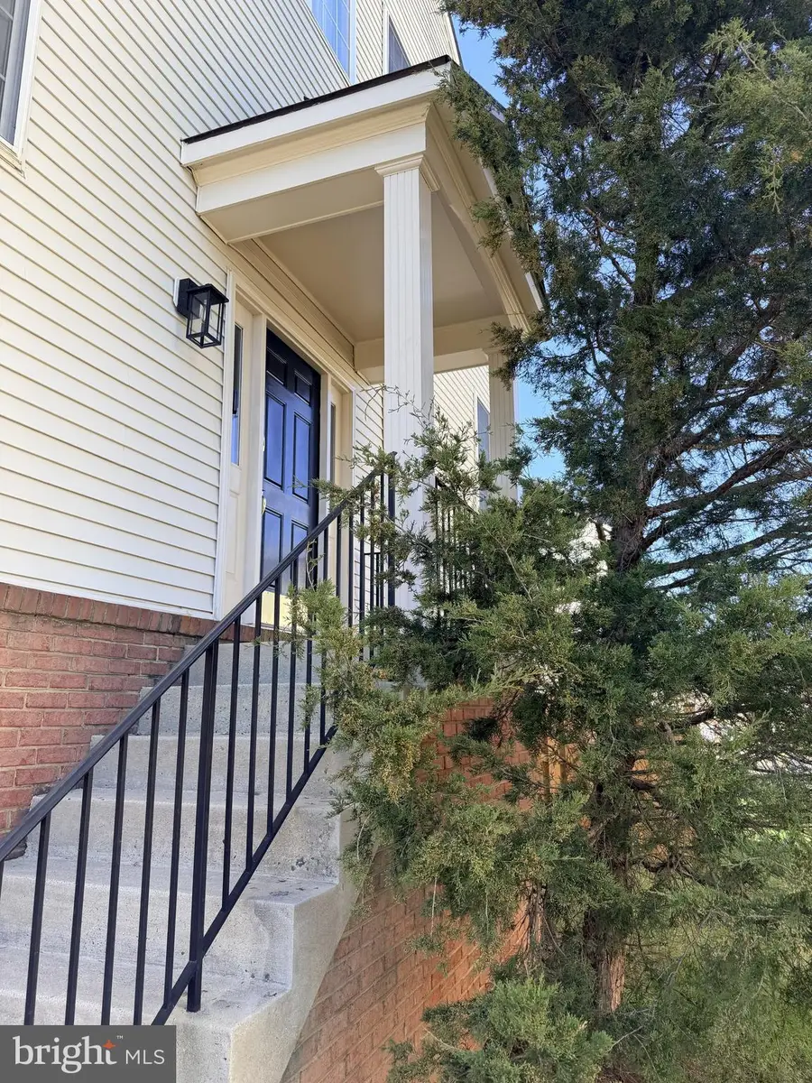 25834 Kirkwood Square, Chantilly, VA 20152 - #2