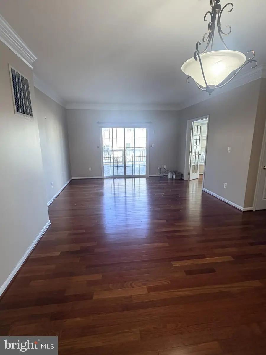 25834 Kirkwood Square, Chantilly, VA 20152 - #3