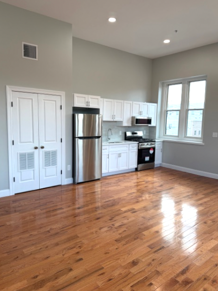 38 MILL ST, Paterson, NJ 07501 - #3