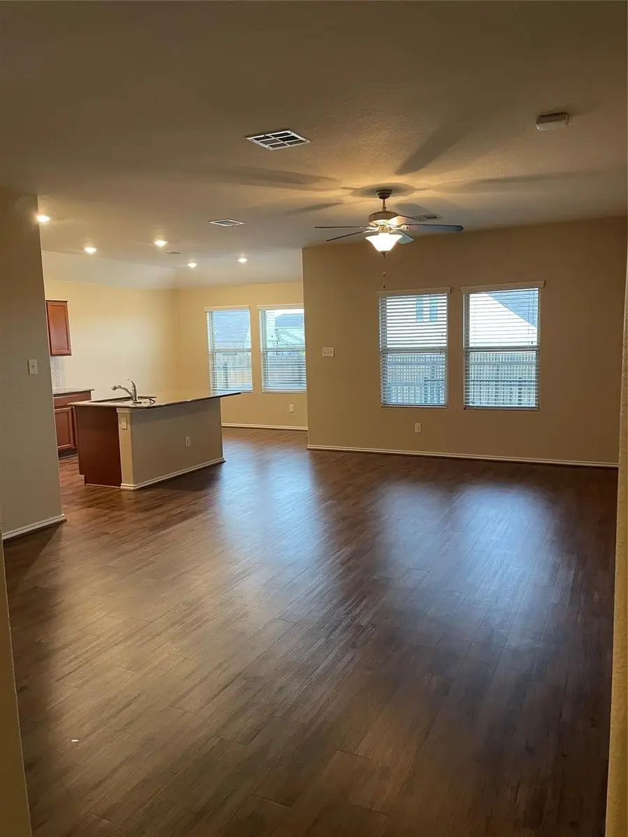 239 Xanadu DR, Jarrell, TX 76537 - #3