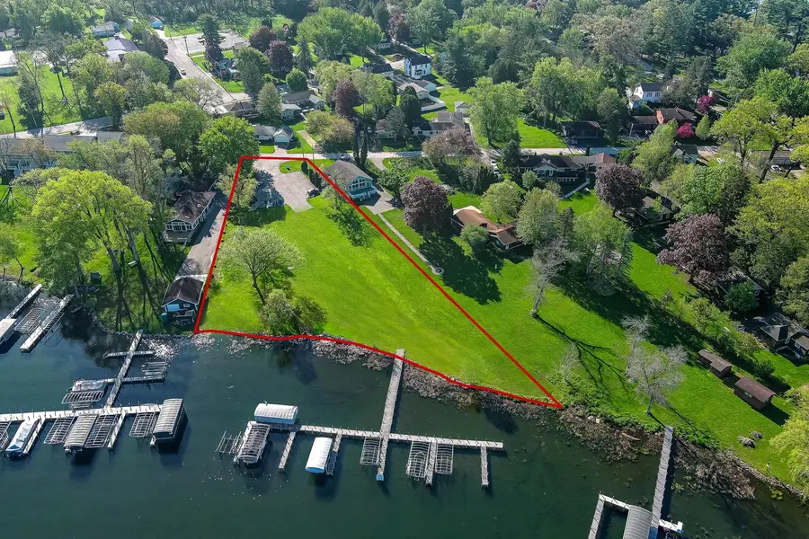 413 Strauss unit 14 Avenue, Green Lake, WI 54941 - Image #3