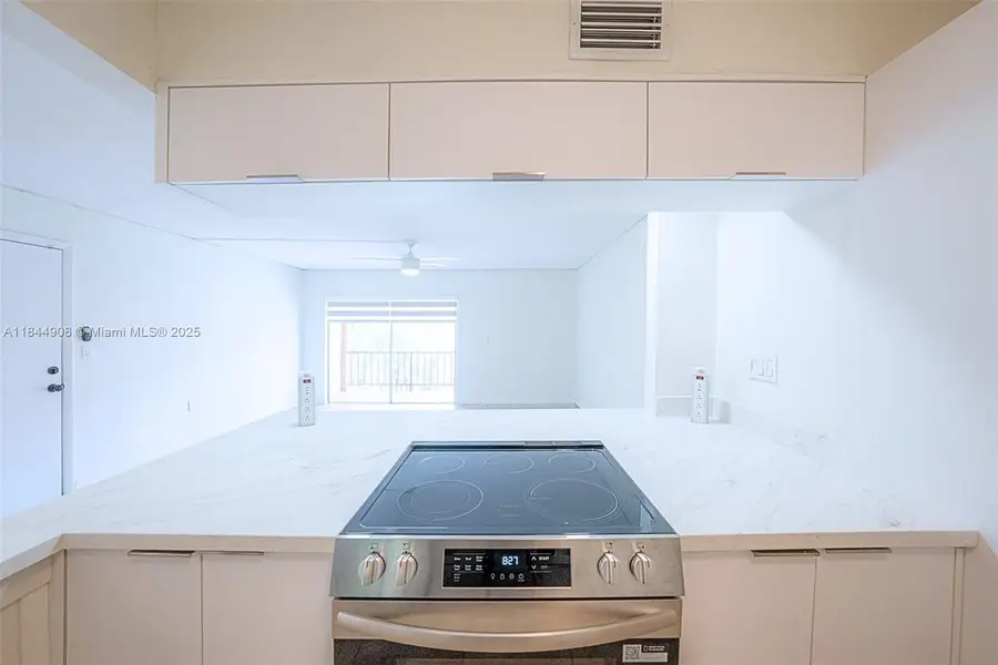 Address Withheld By Seller, Concord, CA 94520 - Image #2