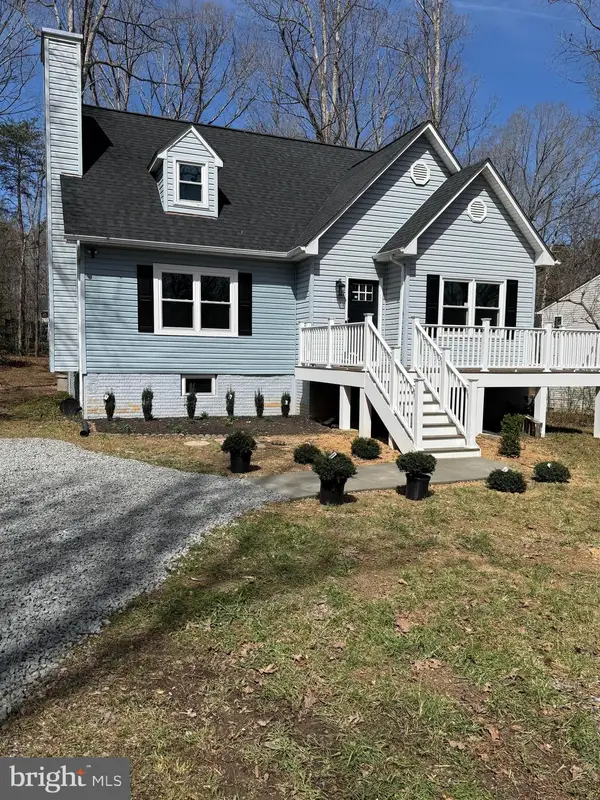 203 Sea Cliff Drive, Ruther Glen, VA 22546