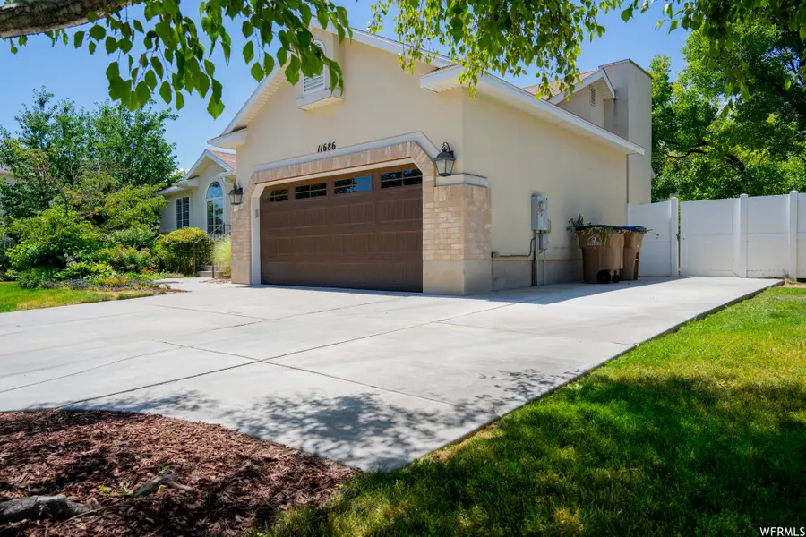 11686 S Mapleberry Ct, Draper, UT 84020 - Image #3