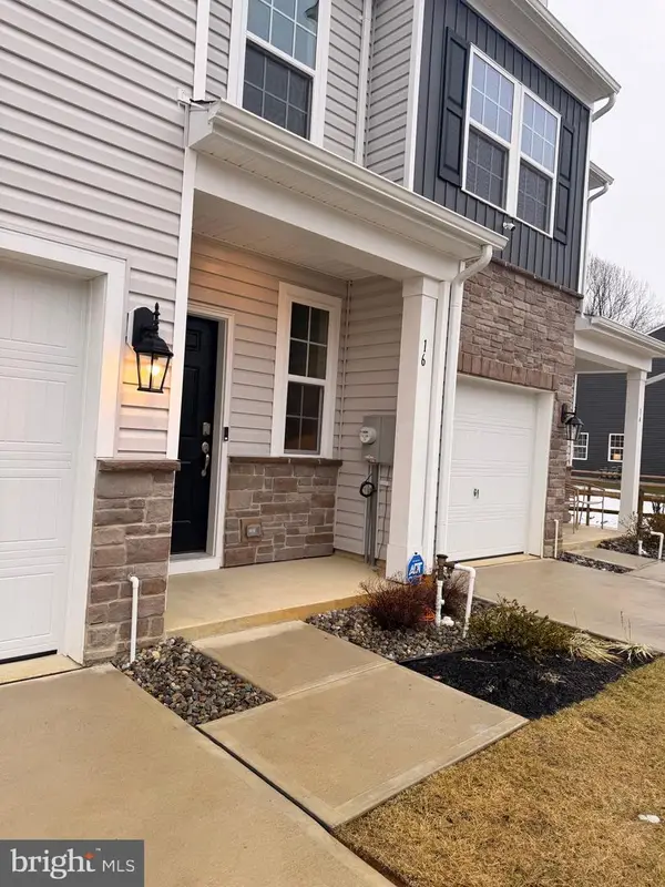 16 Whaler Drive, RUNNEMEDE, NJ 08078