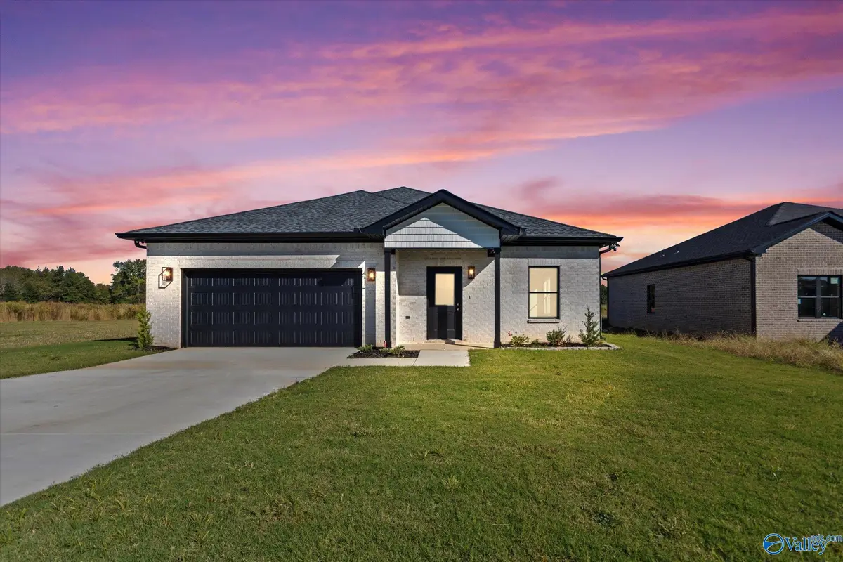 17194 Red Hill Road, Athens, AL 35611 - Image #1