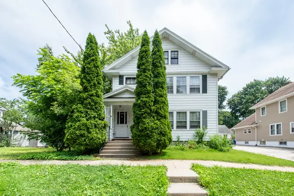 419 Hickory Street , 2, Waukegan, IL 60085