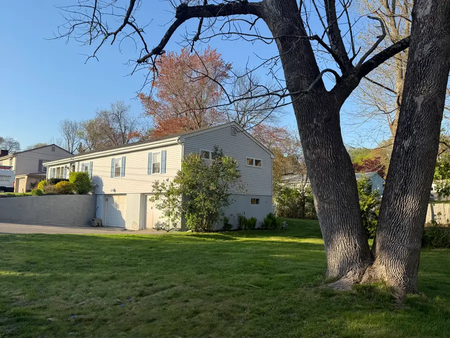 27 Legion Avenue, Cumberland, RI 02864 - #3