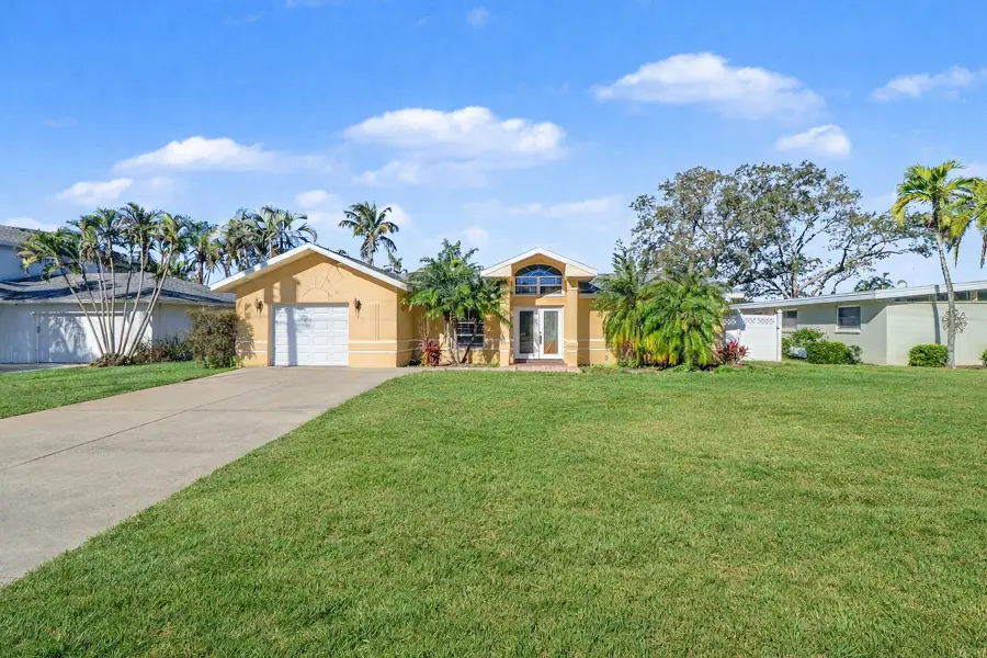 15918 Redington Drive, Redington Beach, FL 33708 - Image #2