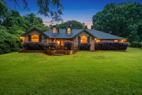 139 CR 4217, Jacksonville, TX 75766