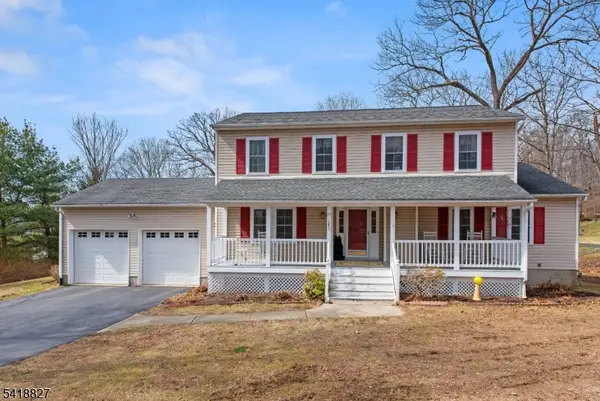 20 Windjammer Dr, Jefferson Twp., NJ 07849