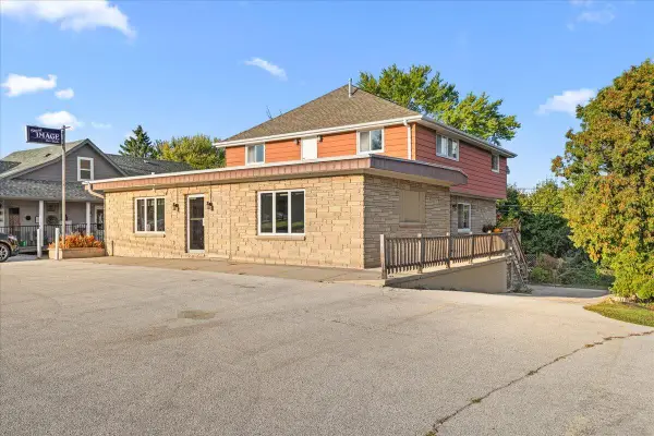 1817 N Main St, West Bend, WI 53090