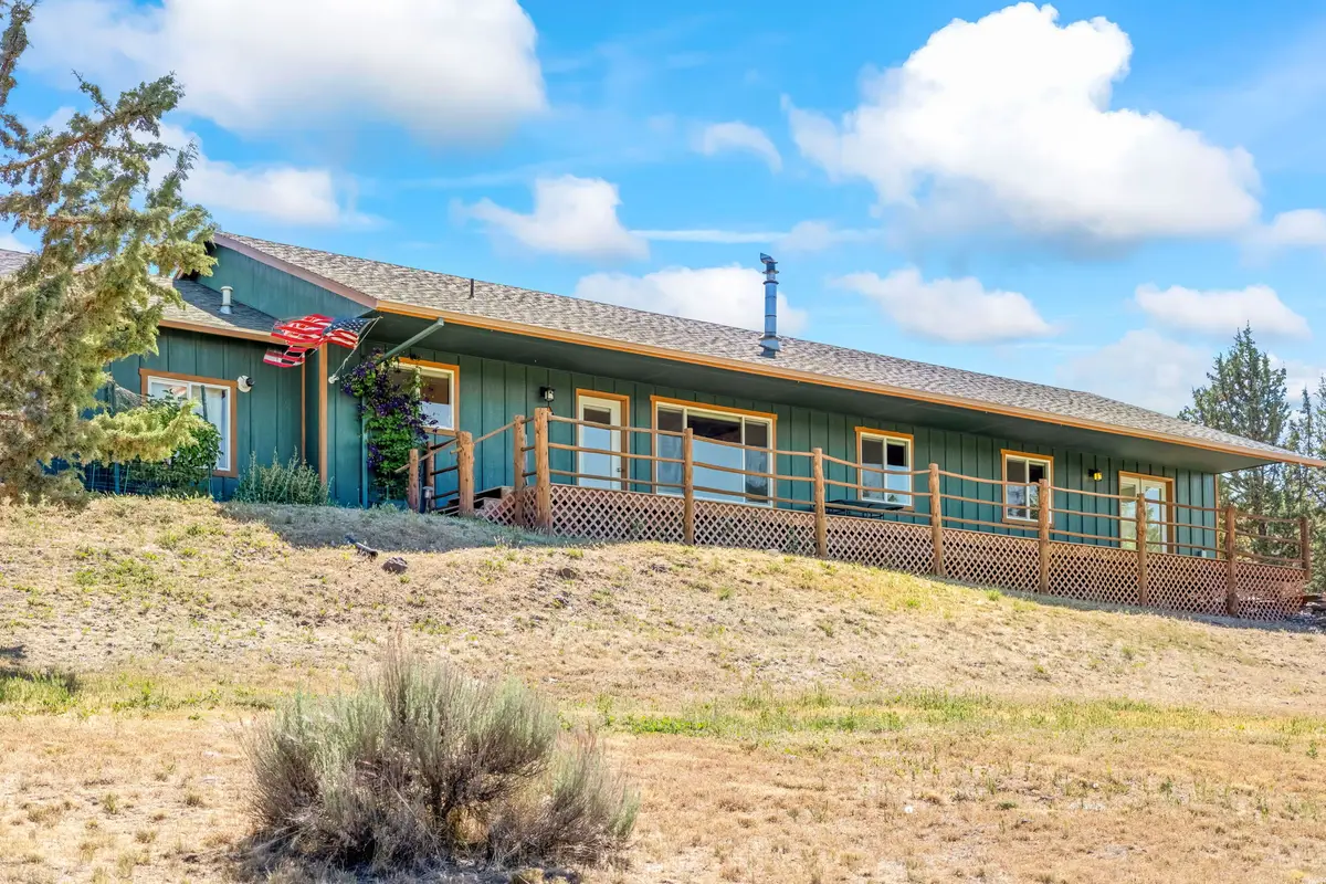 6997 SE Scenic Dr, Prineville, OR 97754 - #1