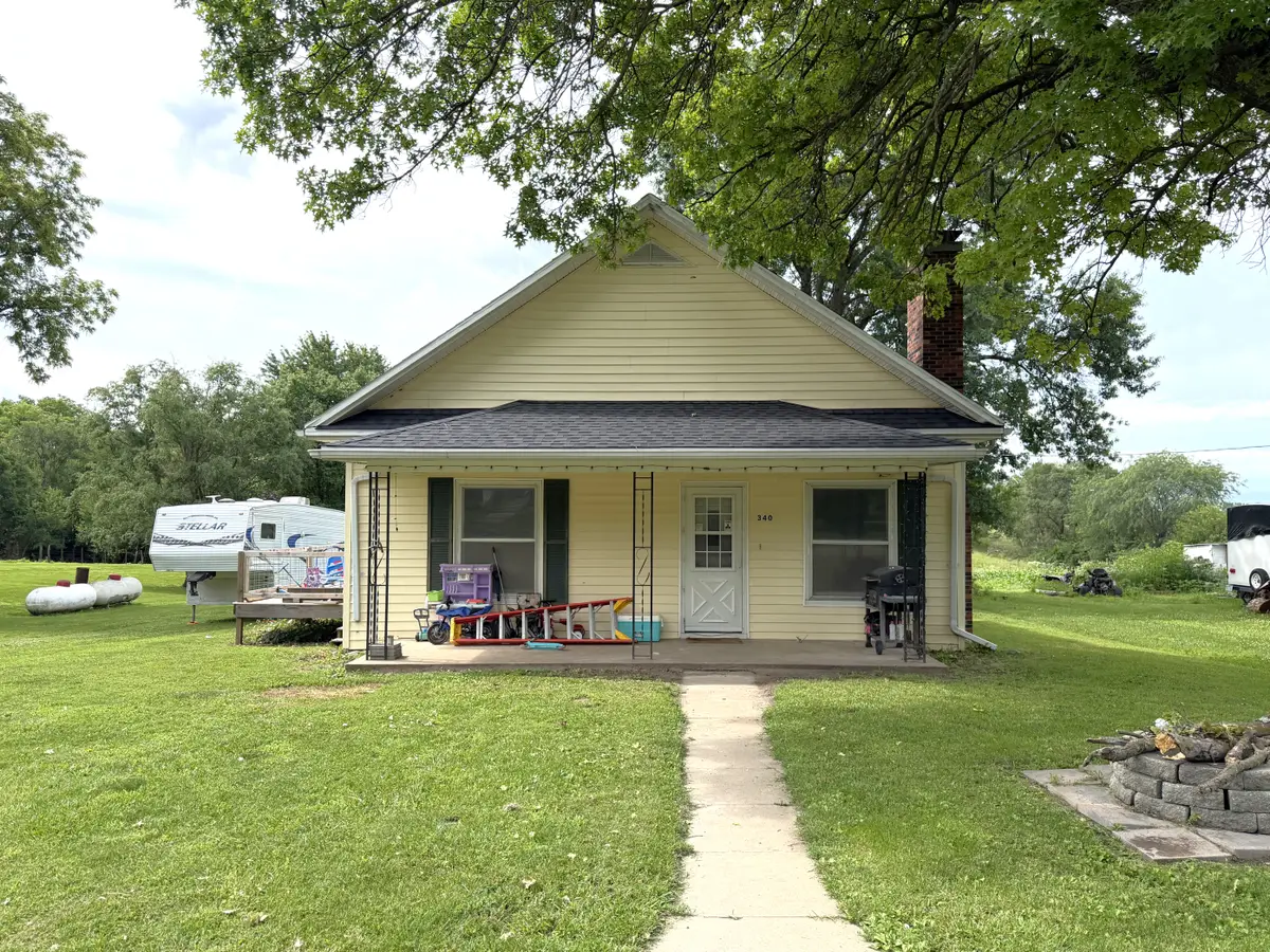 340 W Wisconsin Street, Breckenridge, MO 64625 - #1