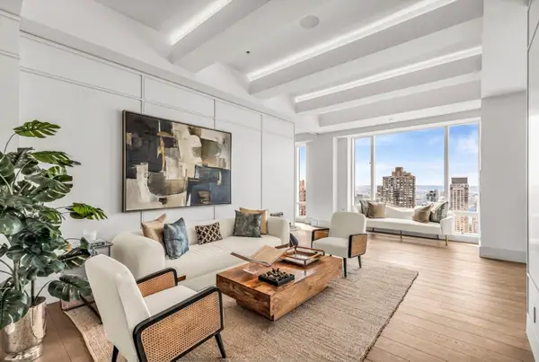 1 Central Park W #47D, Manhattan, NY 10023