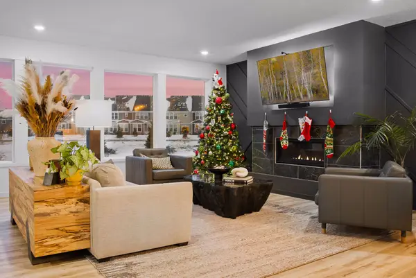 5028 Airlake Draw, Woodbury, MN 55129