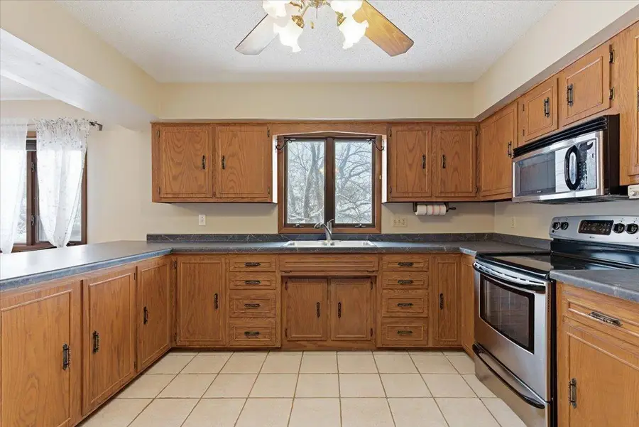 102 6th Street Sw, Red Lake Falls, MN 56750 - #2