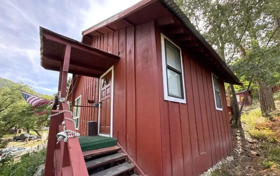 379 Cedar Brook Trail, California Hot Springs, CA 93207 - Image #3