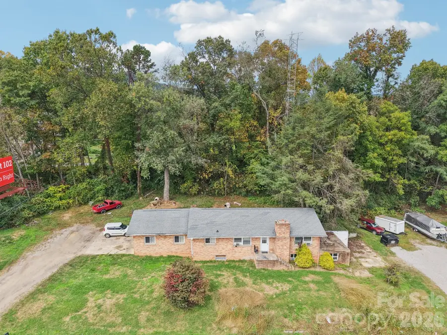 541 Paragon Parkway, Waynesville, NC 28786 - #3