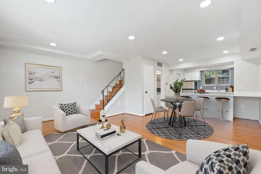 2512 N Dearing Street N, Alexandria, VA 22302 - #3