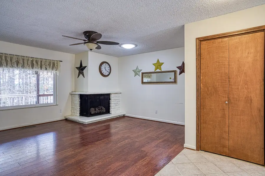 49 Cordoba Way, Hot Springs Village, AR 71909 - #3