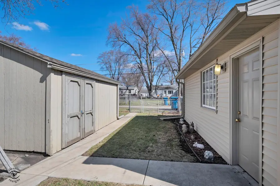 1562 S 5th Avenue, Kankakee, IL 60901 - #3