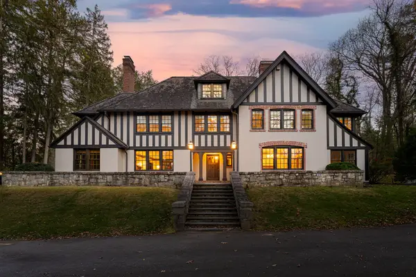 30 Cedarcliff Road, Asheville, NC 28803