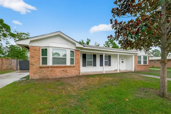 8210 Edgemoor Drive, Houston, TX 77036