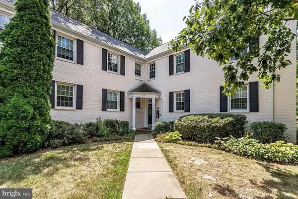 1319 S Walter Reed Drive , 19104, Arlington, VA 22204