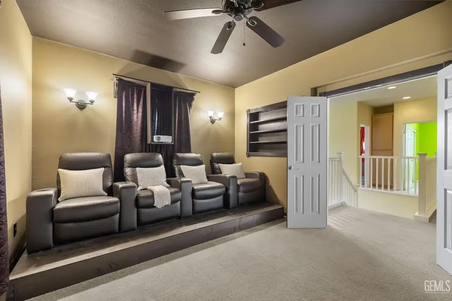 10114 OPORTO WAY, Bakersfield, CA 93306 - Image #2