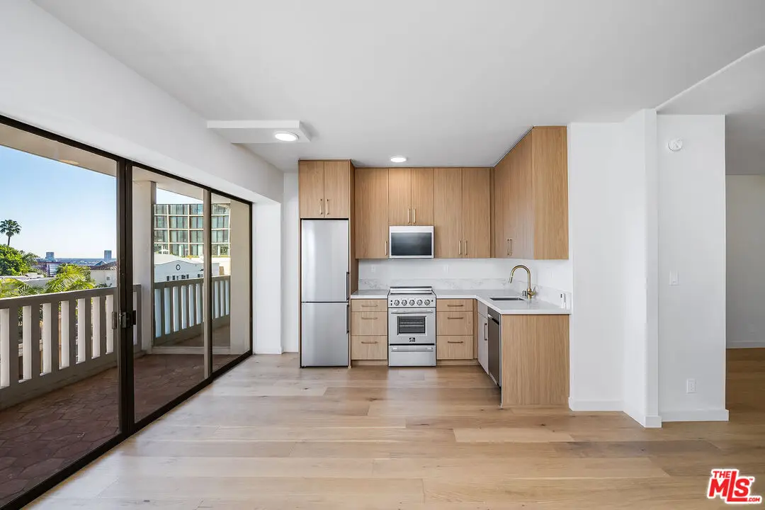 999 N Doheny Drive #306, West Hollywood, CA 90069 - Image #1