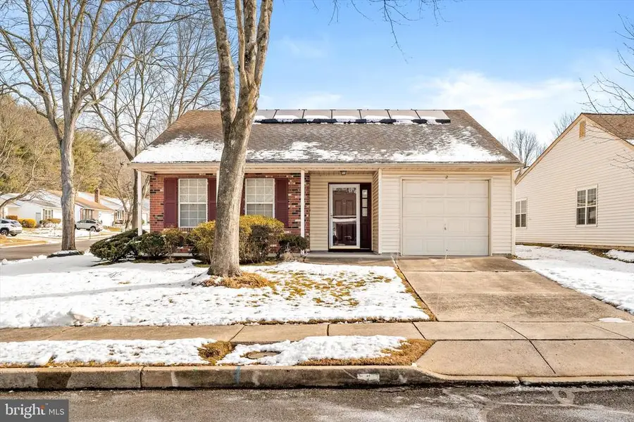 2 Fernwood Ct, Columbus, NJ 08022 - #2