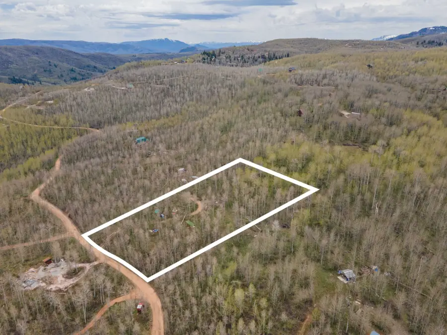 7565 N Jim Bridger Dr #H52, Huntsville, UT 84317 - #3