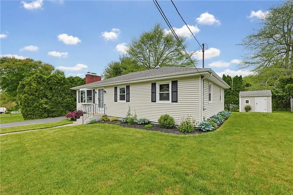 3 King Street, Bristol, RI 02809 - #1